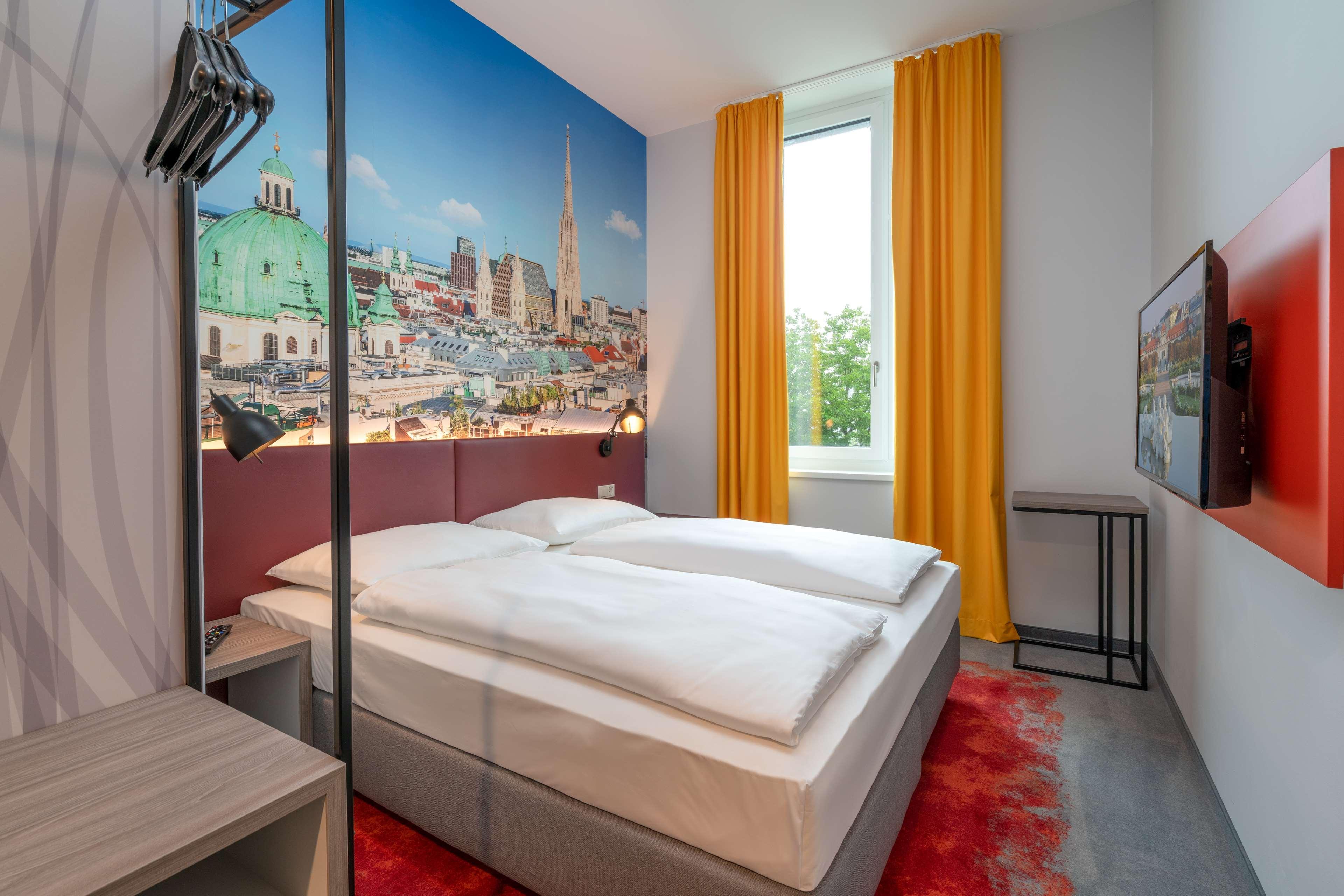 Campanile Vienna South Hotel Ngoại thất bức ảnh