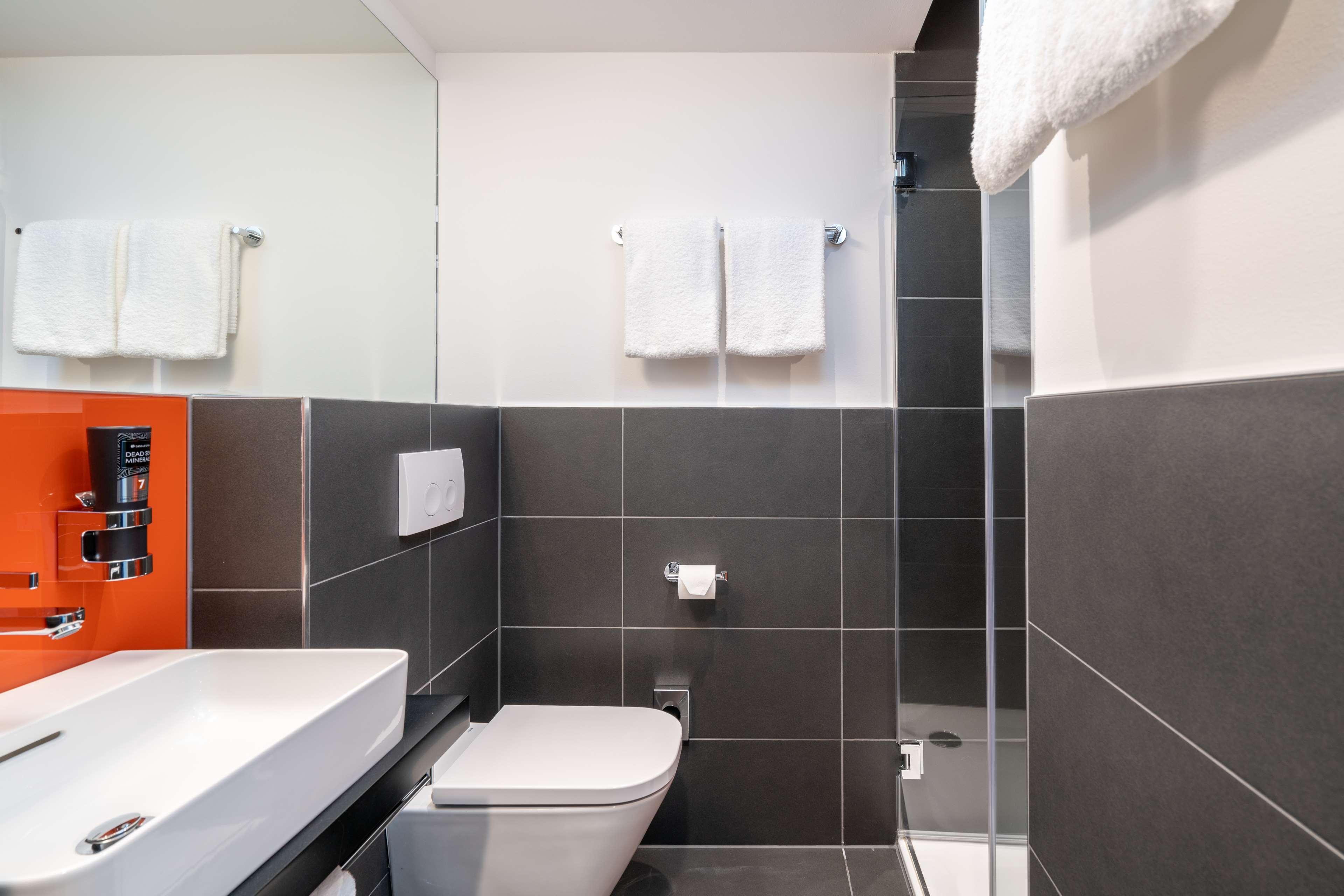 Campanile Vienna South Hotel Ngoại thất bức ảnh