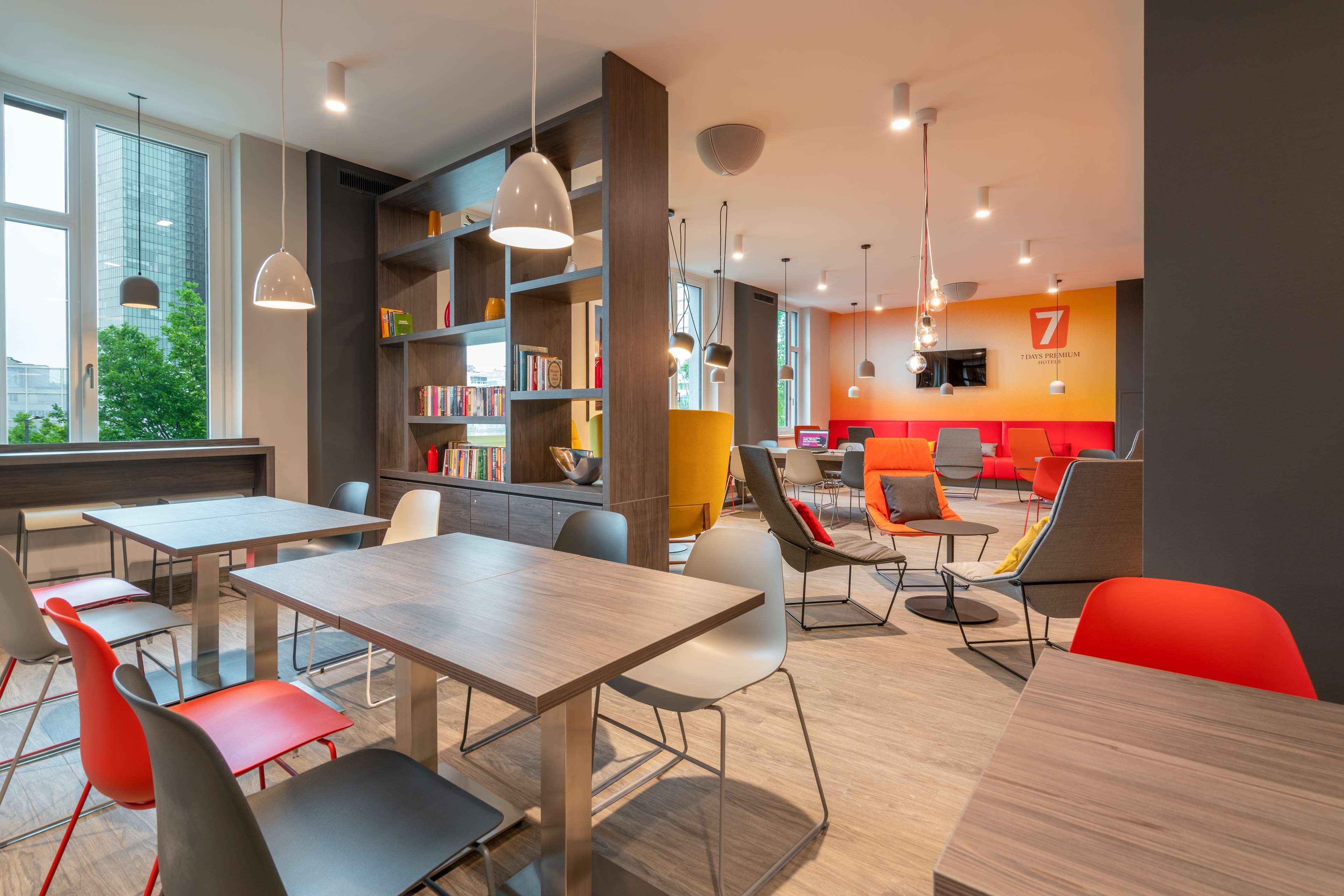 Campanile Vienna South Hotel Ngoại thất bức ảnh