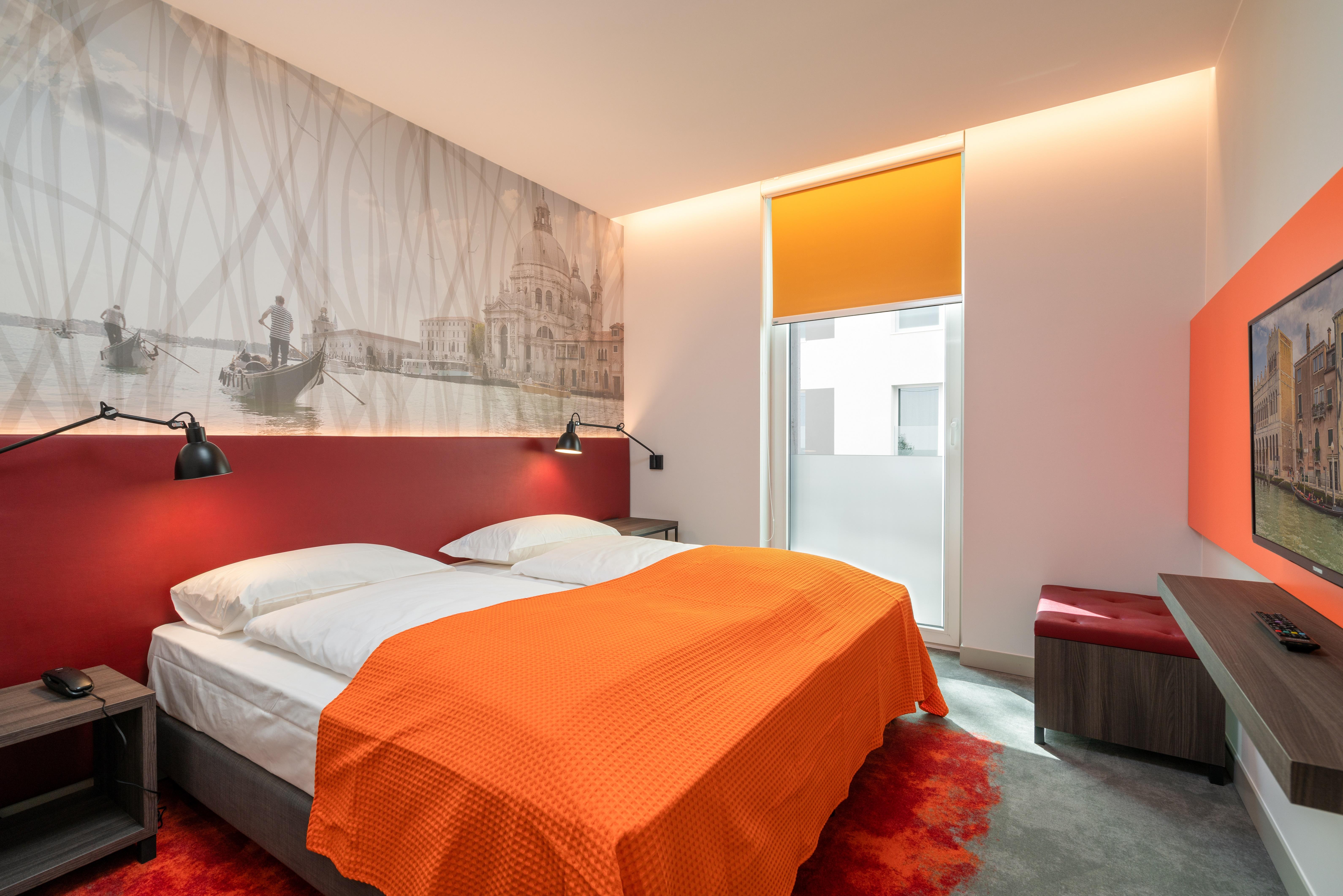 Campanile Vienna South Hotel Ngoại thất bức ảnh